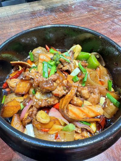 重慶雞公煲技術培訓哪里正宗？飄味緣餐飲培訓學校為您揭秘