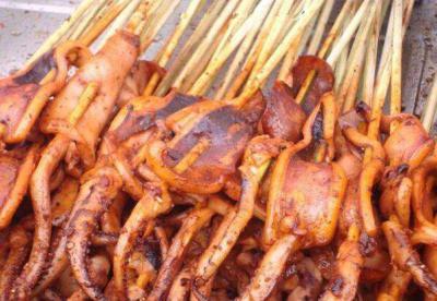 鐵板魷魚技術培訓班哪里比較好？飄味緣小吃培訓學校深度解析